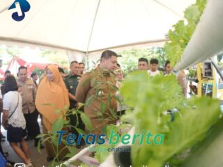 foto kadis DP2A bersama Bapak walikota Munafri Arifuddin