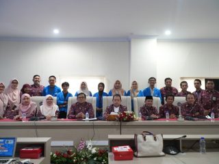 Tujuh Mahasiswa Unismuh Makassar Diberangkatkan Ikuti KKN Internasional di Dua Negara